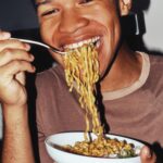 Momofuku Soy & Scallion Ramen Noodles - Image 2